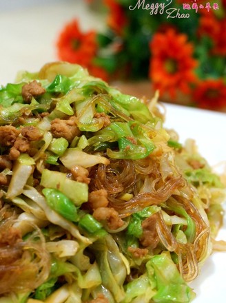 Kale Vermicelli with Minced Meat
