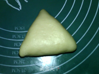 Leaf-shaped Taro Bread recipe
