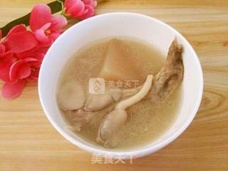 Sour Radish Lao Duck Soup recipe