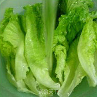 Stir-fried Lettuce with Black Fungus and Hairy Crab recipe