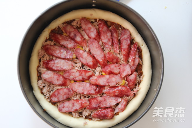 Tuna Sausage Pizza recipe