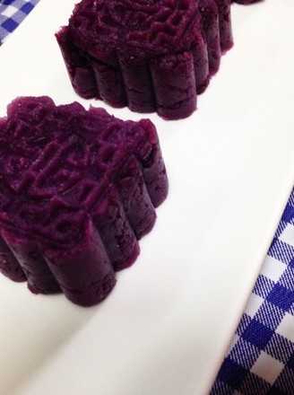 Coconut Purple Sweet Potato Cake recipe
