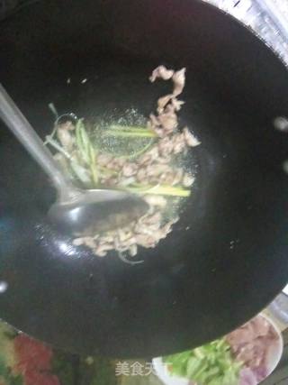 Stir-fried Black Fungus with Broccoli recipe