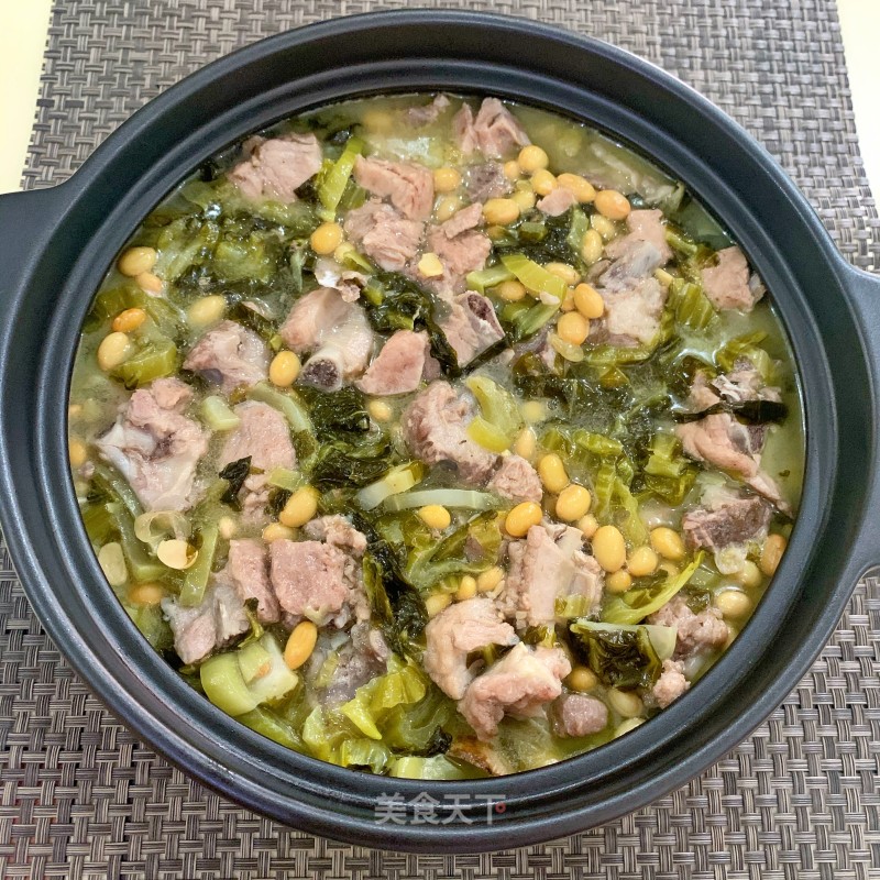 Sauerkraut and Soy Pork Ribs in Clay Pot recipe