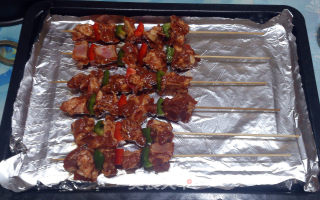 Stay Away from Black Charcoal-healthy Barbecue Ribs Skewers (oven Version) recipe