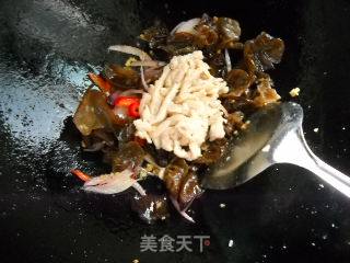 Shredded Chicken with Onion and Broccoli recipe