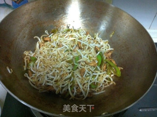 Fried Pork with Mung Bean Sprouts recipe