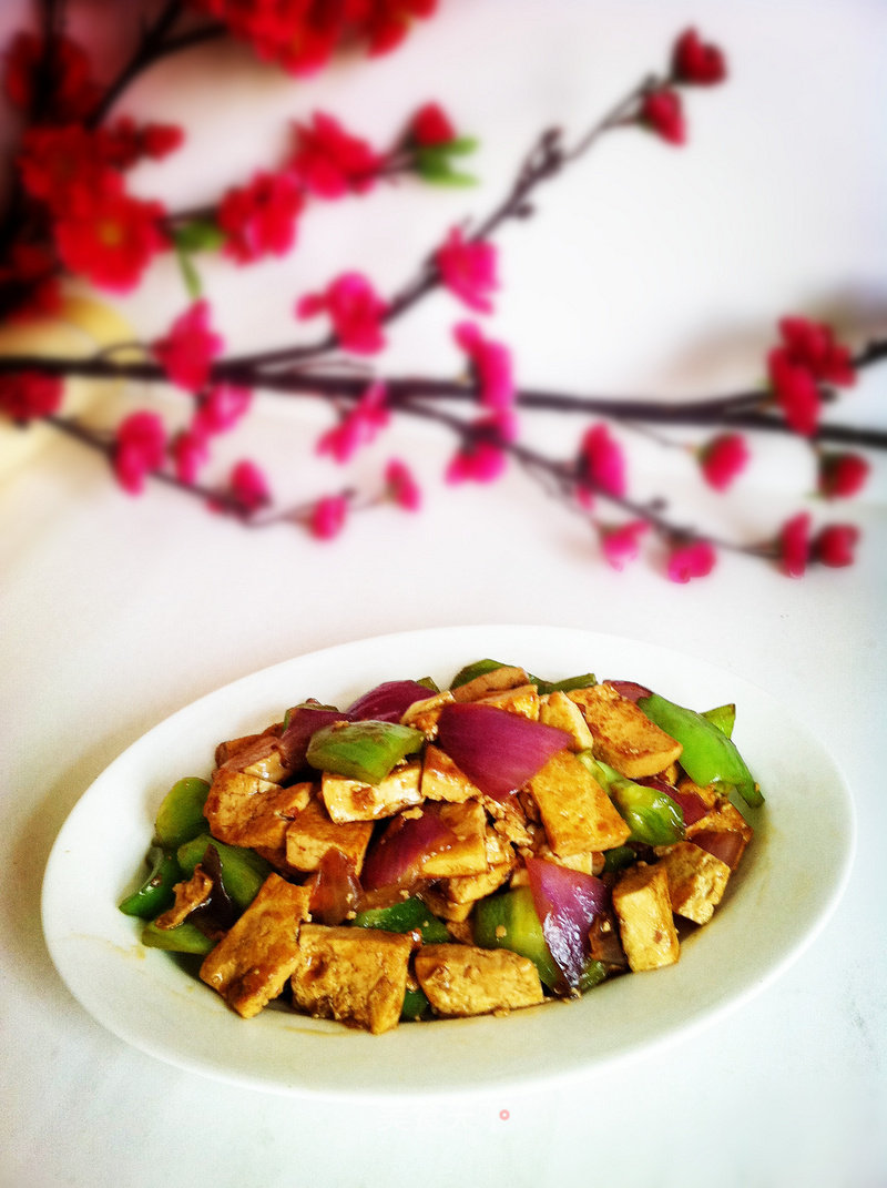 Tofu with Green Peppers and Green Onions recipe