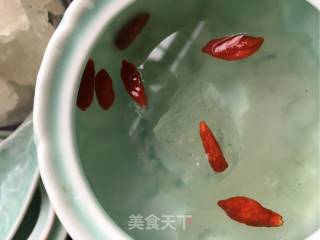 Stewed Hashima with Chinese Wolfberry recipe