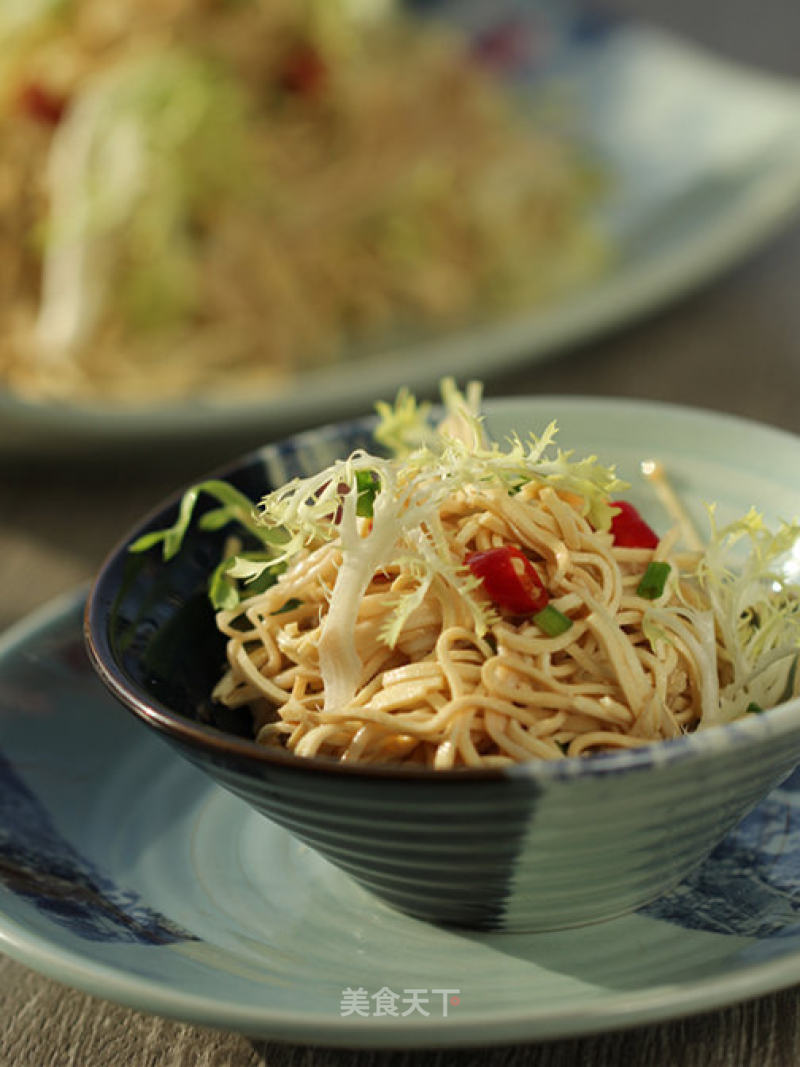 Bitter Chrysanthemum Enoki Mushroom Mixed with Dried Shreds recipe