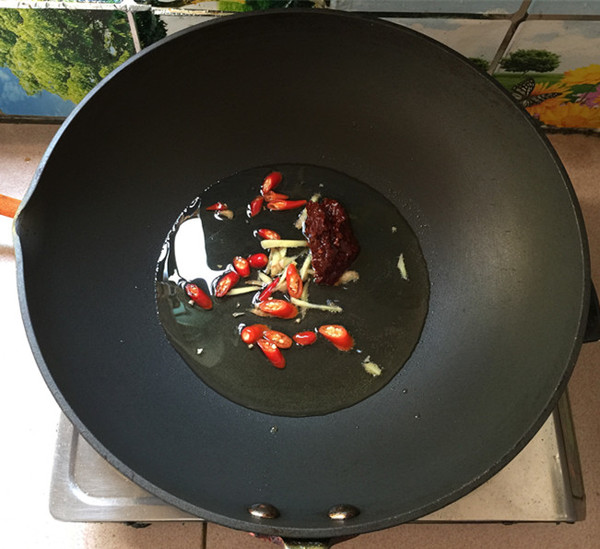 Stir-fried Cured Lean Pork with Mixed Vegetables recipe