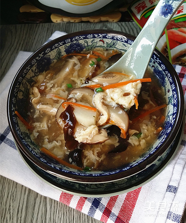 Chicken Shredded Yam Black Pepper Hot and Sour Soup recipe