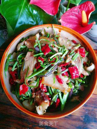 Spring Wild Vegetables# Fermented Fried Meat# recipe