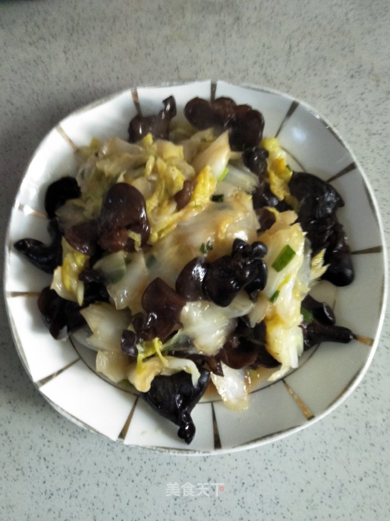 Stir-fried Black and White Dishes recipe