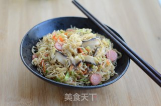 Assorted Fried Rice Noodles recipe