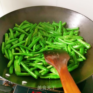 Stir-fried String Beans recipe