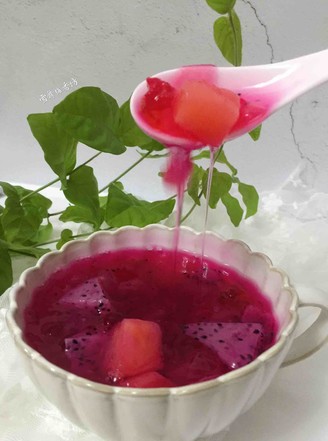 Pineapple Dragon Fruit Saponin Rice Peach Gum White Fungus Soup recipe