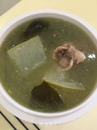 Seaweed and Winter Melon Tube Bone Soup recipe