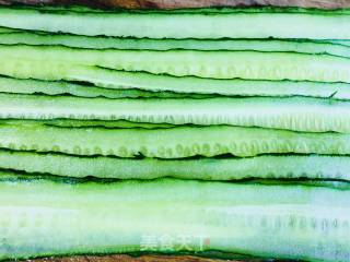 Enoki Mushroom and Cucumber Roll recipe