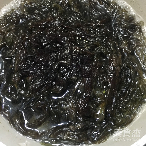 Egg Seaweed Soup recipe