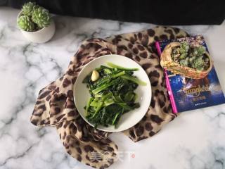Vegetarian Fried Lettuce Leaves recipe