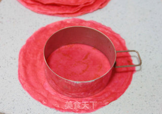 【rose Crepes】: Give People The Fragrance of Roses recipe