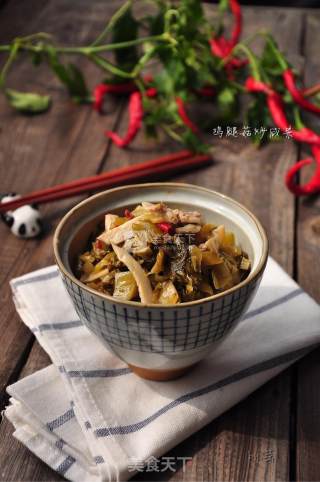 Stir-fried Pickles with Coprinus Comatus recipe