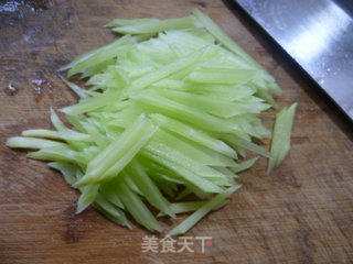 Lamb Tail Bamboo Shoots Fried Lettuce recipe