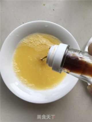 Steamed Eggs with Scallion and Shrimp Skin recipe