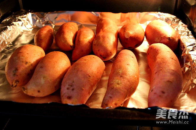 Sweet Oven Version Baked Sweet Potatoes recipe