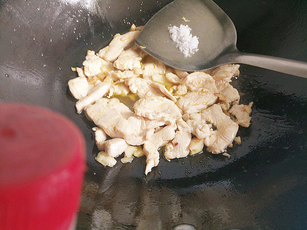 Stir-fried Chicken with Broccoli recipe