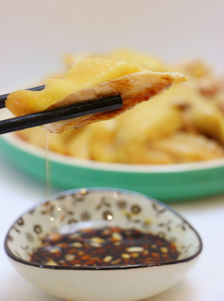 Cantonese Style Steamed Chicken