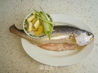 Braised Yellow Croaker recipe
