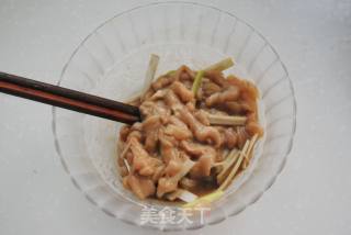 Winter Food Yam is at The Time-[fried Shredded Chicken with Yam and Green Bamboo Shoots] recipe