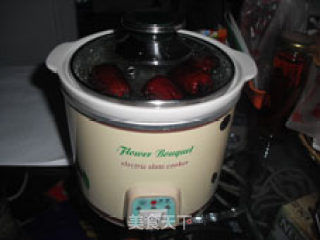 One-minute Breakfast Series 2-electric Cooker Version-longan, White Fungus and Red Dates Soup recipe