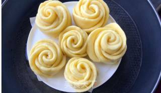 Pumpkin Rose Roll recipe