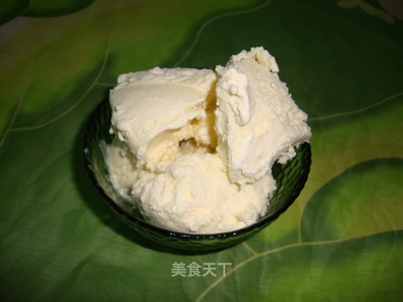 [homemade Vanilla Ice Cream]---comparable to The Taste of Uncle Mai recipe