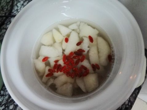 Yali Lotus Seed Goji Soup recipe