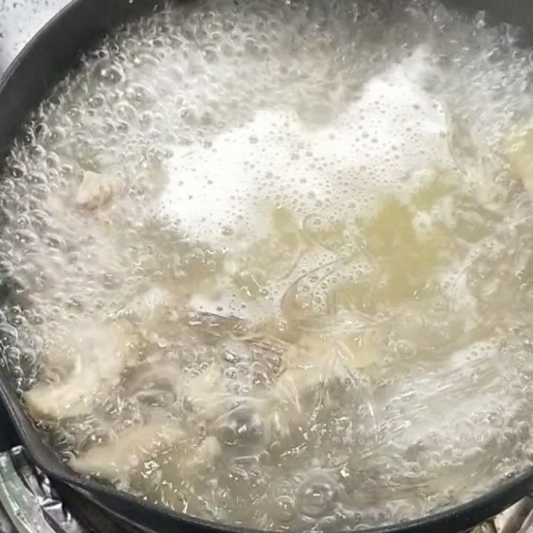 Chicken Broth and Vermicelli Pot recipe