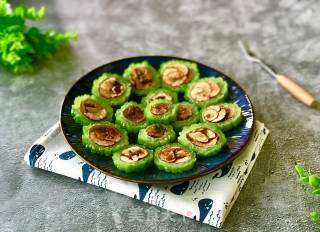 Stuffed Bitter Gourd with Red Dates recipe