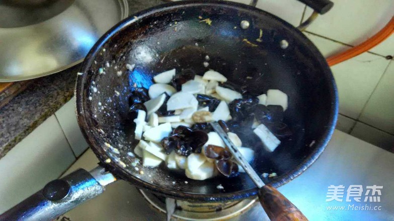 Yam Black Fish Fillet recipe