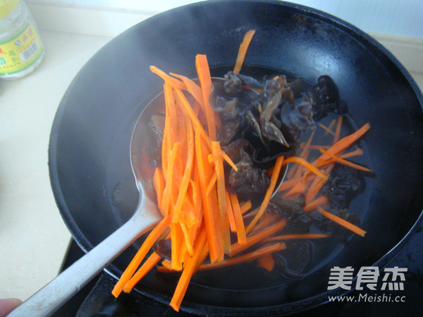 Hot and Sour Black Fungus recipe