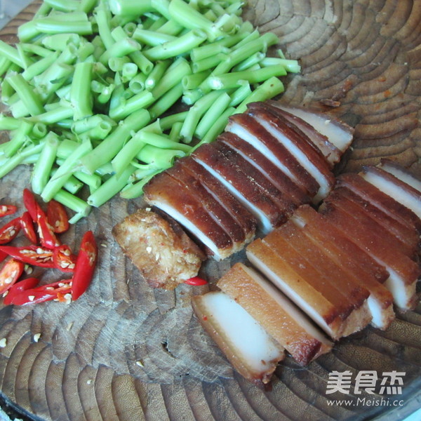 Stir-fried Dongpo Pork with Cai Gengzi recipe