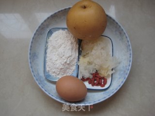 【winter Healthy Vegetables】—snow Ear Pear Cake with Sugar Sauce recipe