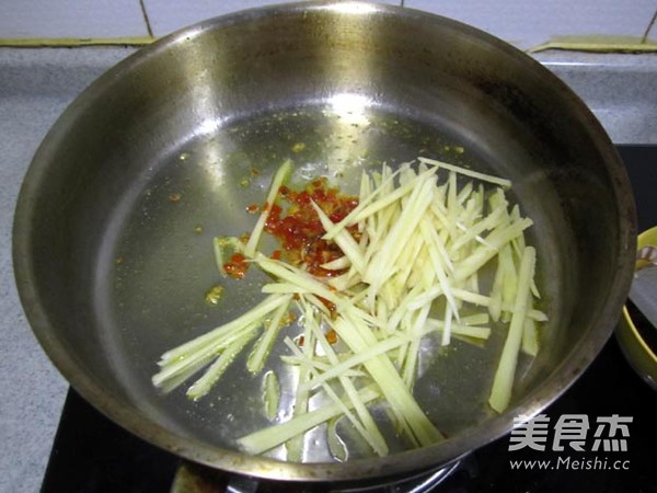 Fried Pork with Ginger and Dried Tofu recipe