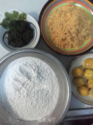 #春食野菜香# Mugwort Egg Yolk Pork Floss Green Tuan recipe