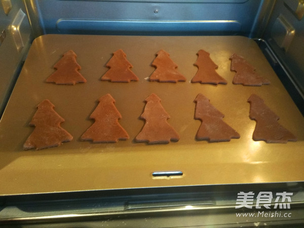 Ginger Candy Christmas Tree Cookies recipe