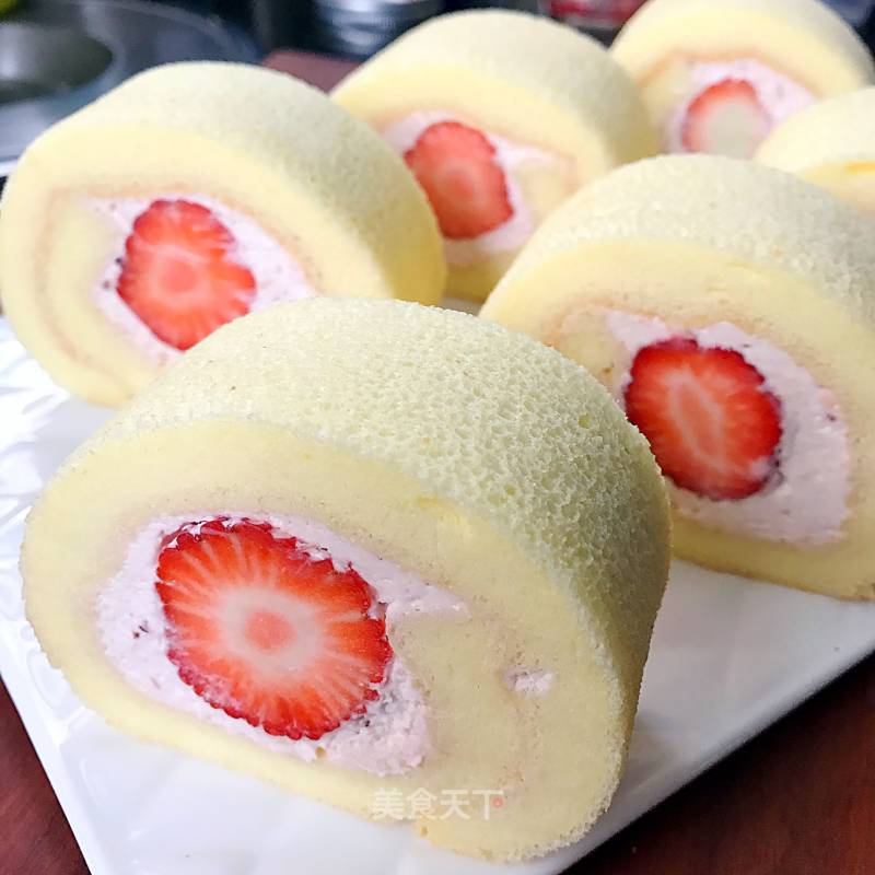 #四session Baking Contest and is Love to Eat Festival#strawberry Cream Cake Roll recipe