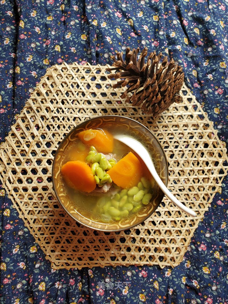 Pork Bone and Carrot Edamame Soup recipe