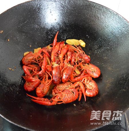 Hunan Spicy Crayfish recipe